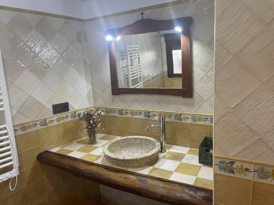 Vila La Cuadra De Anita Mecina Fondales Exteriér fotografie